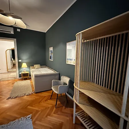 Apartment Palm Garden View Trieste